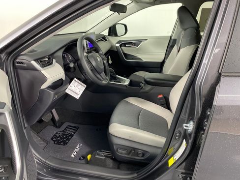 New 2025 Toyota RAV4 XLE w/ Convenience Package image 7
