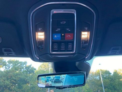 New 2024 Jeep Grand Cherokee Limited 4xe w/ Luxury Tech Group II image 32