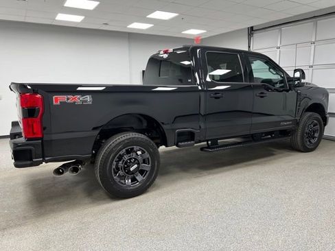 Used 2024 Ford F350 Lariat w/ Lariat Ultimate Package AWD/4WD image 10