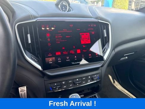 Used 2021 Maserati Ghibli S GranLusso RWD image 8