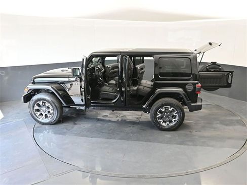 New 2025 Jeep Wrangler Sahara image 49