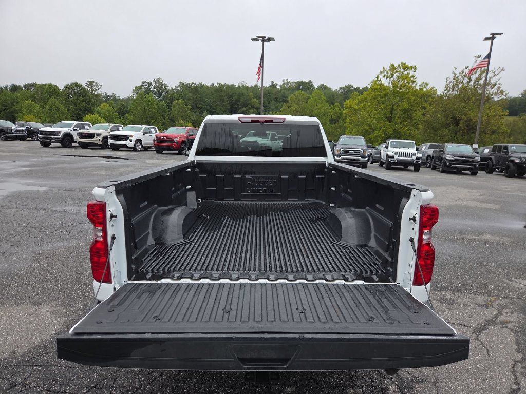 Used 2025 Chevrolet Silverado 2500 LT w/ Safety Package AWD/4WD image 25