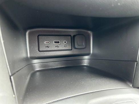 Used 2024 Chevrolet Equinox LT w/ LPO, Floor Liner Package FWD image 27