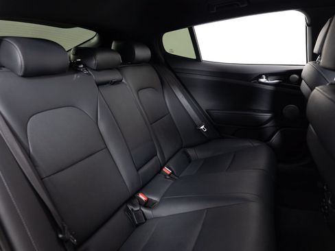 Used 2023 Kia Stinger GT-Line w/ Sun & Sound Package RWD image 23