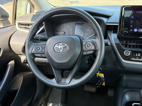 Certified 2023 Toyota Corolla LE image 13