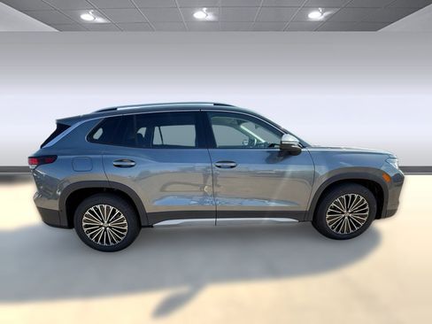 New 2026 Volkswagen Tiguan S image 8