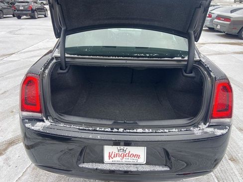 Used 2021 Chrysler 300 S image 7