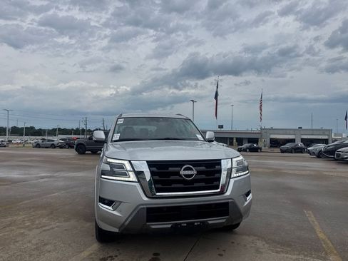Certified 2023 Nissan Armada SV w/ Cargo Package RWD image 4