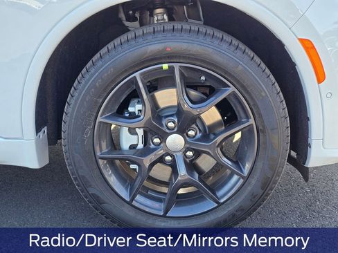 New 2026 Dodge Durango GT image 9