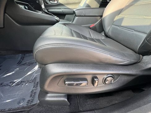 Used 2023 Honda CR-V EX-L image 21