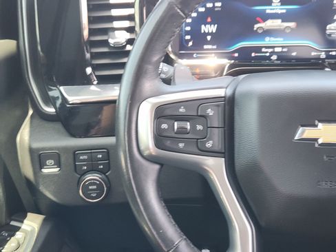 Used 2023 Chevrolet Silverado 1500 LTZ AWD/4WD image 28