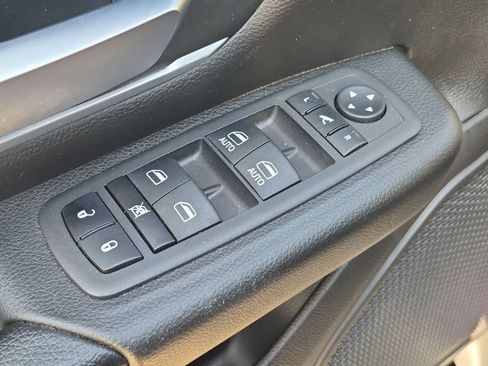 Used 2022 RAM 1500 Big Horn RWD image 8