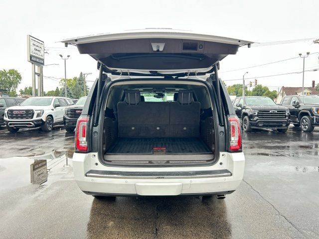 Used 2019 GMC Yukon XL Denali w/ Denali Ultimate Package AWD/4WD image 10