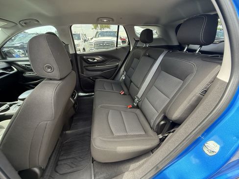 Used 2024 GMC Terrain SLE w/ Driver Convenience Package FWD image 29