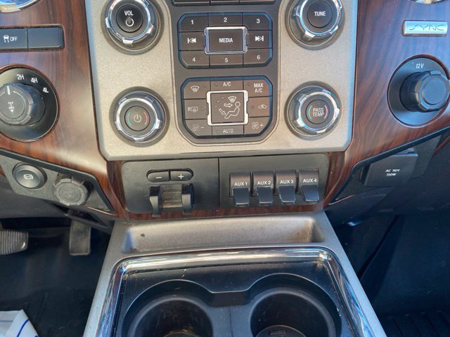 Used 2016 Ford F350 Lariat w/ Lariat Ultimate Package AWD/4WD image 31