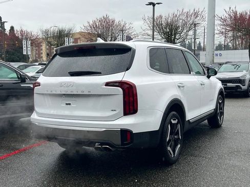 Used 2025 Kia Telluride S image 5