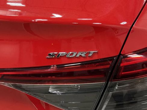 Used 2024 Honda Civic Sport image 25