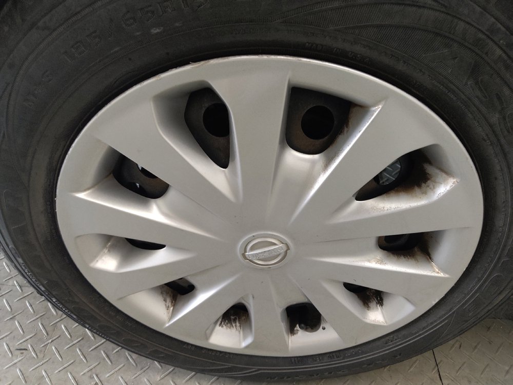 Used 2019 Nissan Versa SV FWD image 31