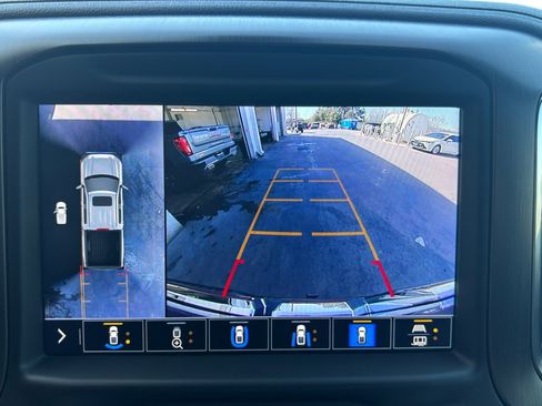 Used 2021 GMC Sierra 1500 AT4 w/ AT4 Value Package image 9