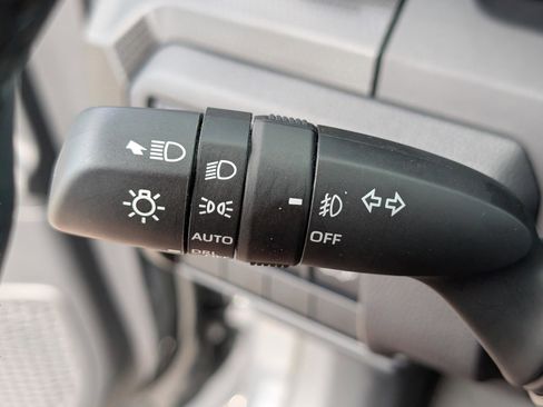 Used 2025 Toyota 4Runner Limited image 26