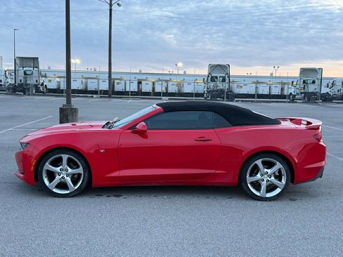 Used 2020 Chevrolet Camaro LT RWD image 7