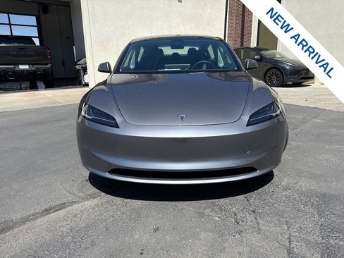 Used 2025 Tesla Model 3 Long Range AWD/4WD image 2