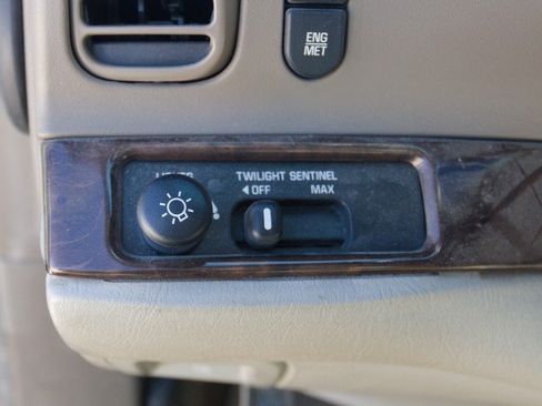 Used 2004 Buick Park Avenue FWD image 14