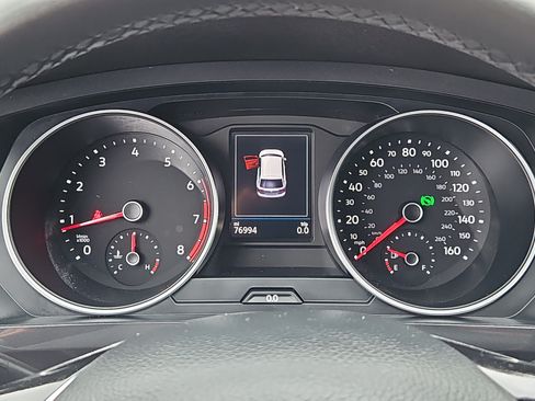 Used 2020 Volkswagen Tiguan SE AWD/4WD image 20
