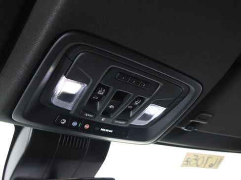 Used 2025 GMC Sierra 2500 AT4 w/ AT4 Premium Plus Package AWD/4WD image 70