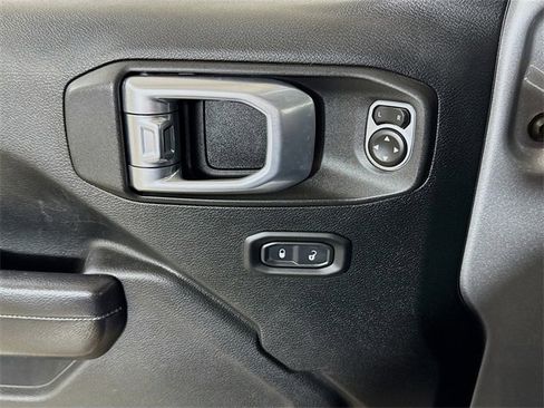 Used 2020 Jeep Wrangler Unlimited Sport S image 15