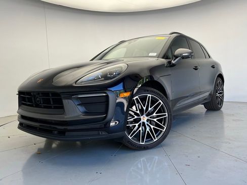 Certified 2024 Porsche Macan Turbo AWD/4WD image 1