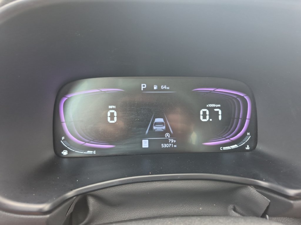 Used 2025 Kia Soul LX w/ LX Technology Package FWD image 18