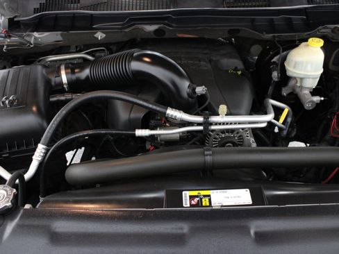 Used 2014 RAM 1500 Lone Star RWD image 37