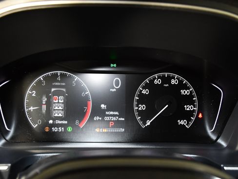 Used 2025 Honda Pilot Touring image 18