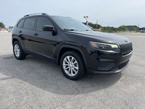 Used 2021 Jeep Cherokee Latitude image 7