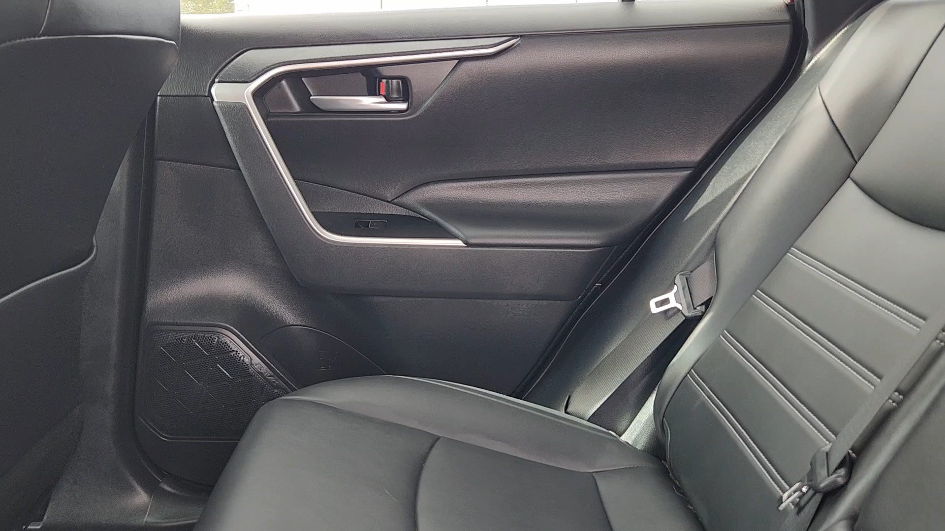 Certified 2023 Toyota RAV4 XLE Premium AWD/4WD image 16