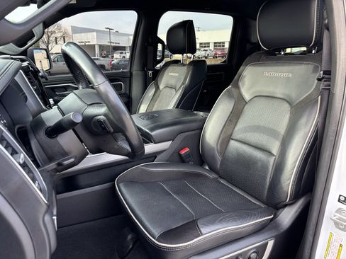 Used 2019 RAM 1500 Limited image 10