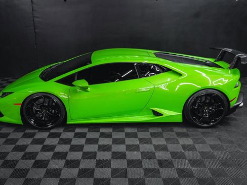 Used 2015 Lamborghini Huracan LP 610-4 image 26