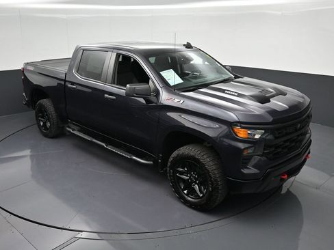 Used 2024 Chevrolet Silverado 1500 Custom Trail Boss AWD/4WD image 26