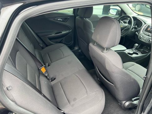 Used 2017 Chevrolet Malibu Hybrid FWD image 11