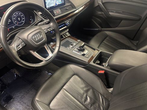 Used 2019 Audi Q5 Premium Plus w/ Premium Plus Package image 9