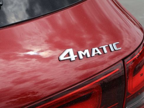 Used 2021 Mercedes-Benz GLA 250 4MATIC image 16