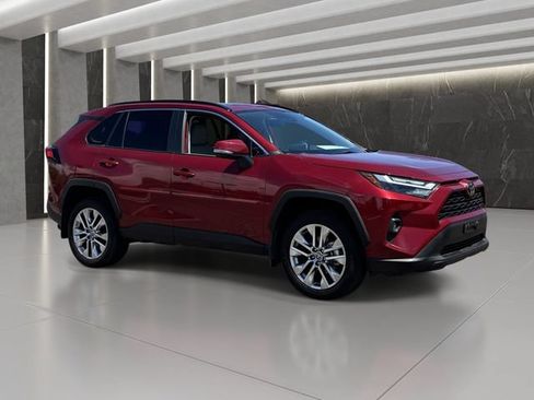 Used 2025 Toyota RAV4 XLE Premium FWD image 8