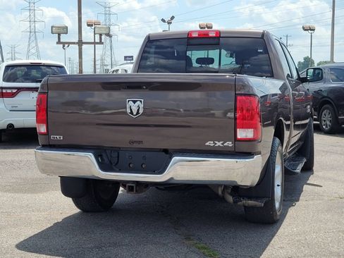Used 2018 RAM 1500 Classic SLT AWD/4WD image 18
