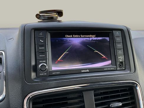 Used 2019 Dodge Grand Caravan SXT w/ Driver Convenience Group FWD image 27