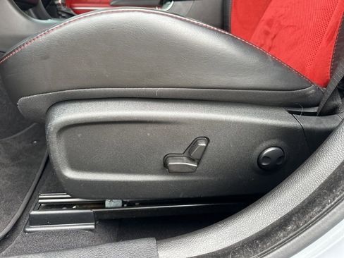 Used 2022 Dodge Charger Scat Pack RWD image 31