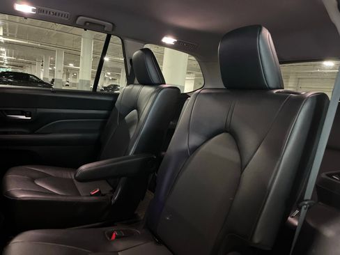 Used 2024 Toyota Grand Highlander AWD Hybrid image 35
