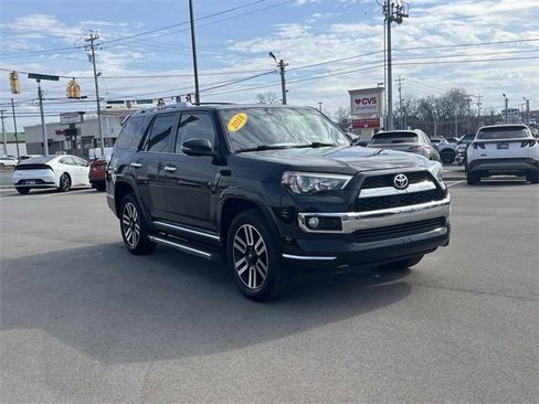 Used 2018 Toyota 4Runner Limited image 3