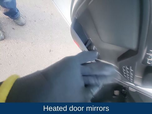 Used 2025 Toyota Tacoma TRD Off-Road image 21