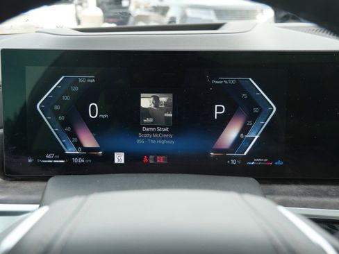 Used 2023 BMW X7 xDrive40i w/ Premium Package image 25